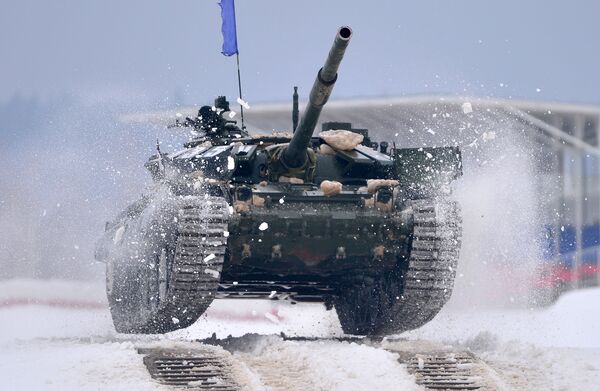 تانک « ت -72» در پادگان «آلابینو» مسکو - اسپوتنیک ایران  