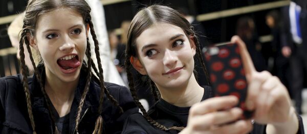 سلفی فراطبیعی در تویتر - اسپوتنیک ایران  