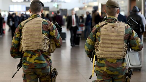 Military police soldiers patrol the Brussels Airport on in Zaventem, eastern Brussels (File) - اسپوتنیک ایران  