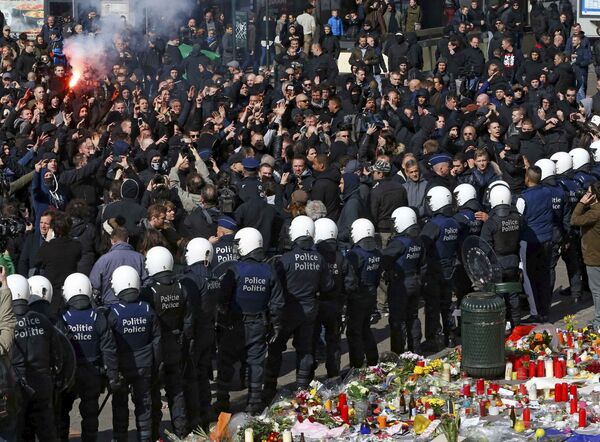 موج اعتراضات بر علیه تروریسم در بروکسل - اسپوتنیک ایران  