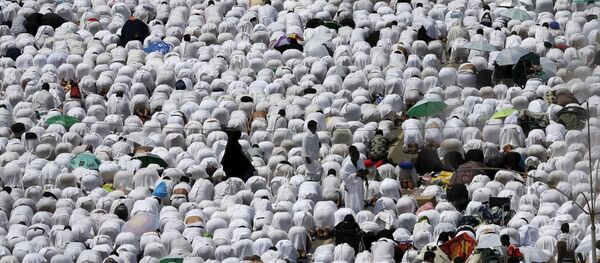 اقدامات کنترلی بیشتر بر مراسم حج توسط مقامات سعودی - اسپوتنیک ایران  