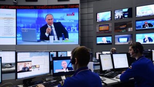 Трансляция Прямой линии с Владимиром Путиным - اسپوتنیک ایران  