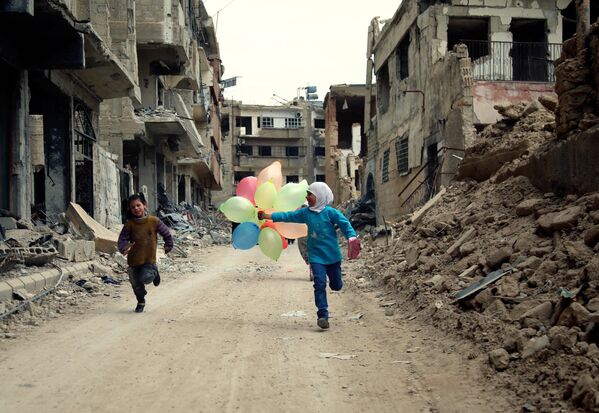 بچه ها در خیابان دمشق - اسپوتنیک ایران  