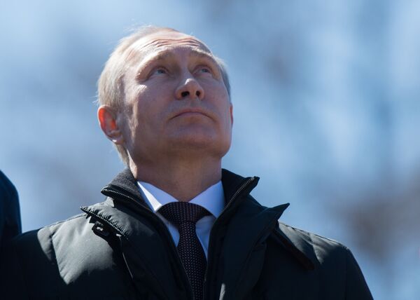 ولادیمیر پوتین، رئیس جمهور  روسیه در پایگاه فضایی «واستوچنی» روسیه - اسپوتنیک ایران  