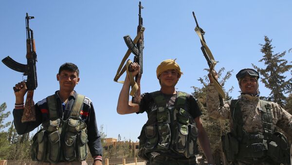 Военные сирийской армии после освобождения города Эль-Карьятайн - اسپوتنیک ایران  