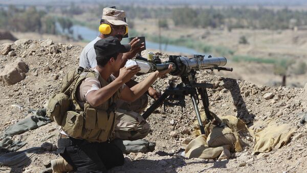 Иракские военные занимают огневые позиции в окрестностях города Эль-Фаллуджа в Ираке - اسپوتنیک ایران  