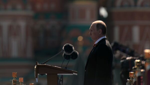 Президент РФ Владимир Путин на военном параде в честь 71-й годовщины Победы в ВОВ - اسپوتنیک ایران  
