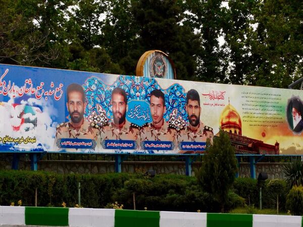 روزهای تلخ بدون پسرم – گفتگو با خانواده شهید حجت اصغری شربیانی  - اسپوتنیک ایران  