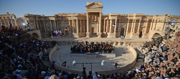 Оркестр Мариинского театра во время выступления в сирийской Пальмире - اسپوتنیک ایران  