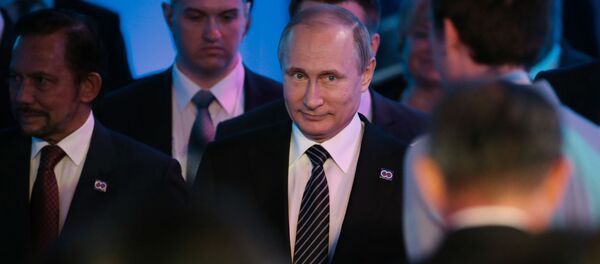 Президент РФ Владимир Путин на торжественном приеме в честь глав делегаций - участников саммита Россия — АСЕАН - اسپوتنیک ایران  