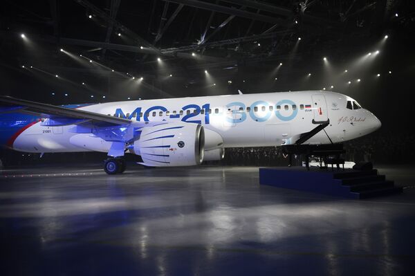 نمایش هواپیمای  جدید « ام اس--300-21»  مسافربری روسیه - اسپوتنیک ایران  