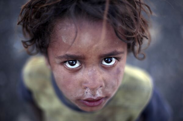 کودکی در ارودگاه پناهجویان در اردوگاه یمن - اسپوتنیک ایران  