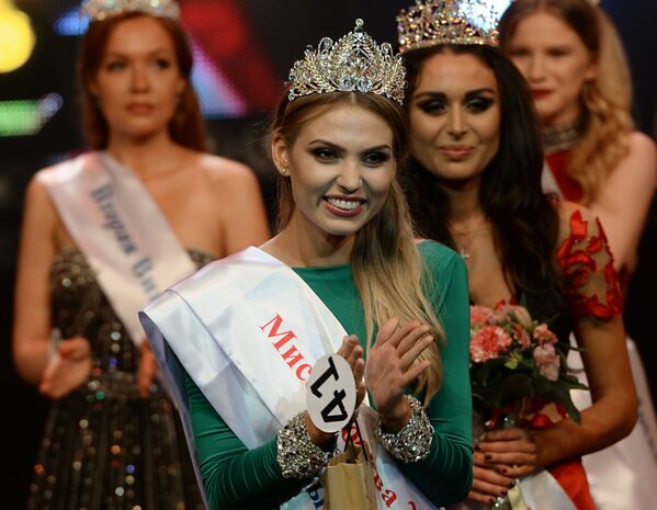 تاتیانا سیمفر، برنده 21-مین کنکور « ملکه زیبایی مسکو» در روسیه - اسپوتنیک ایران  
