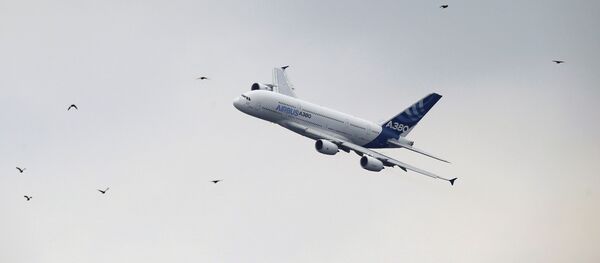 Самолет Airbus А380 на парижском авиасалоне в Ле-Бурже - اسپوتنیک ایران  