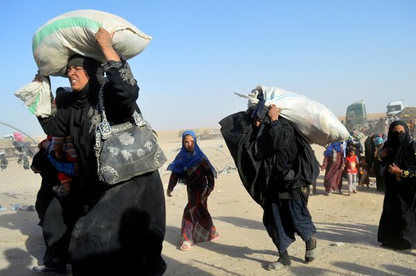 زنان عراقی در اردوگاه رمادی عراق - اسپوتنیک ایران  