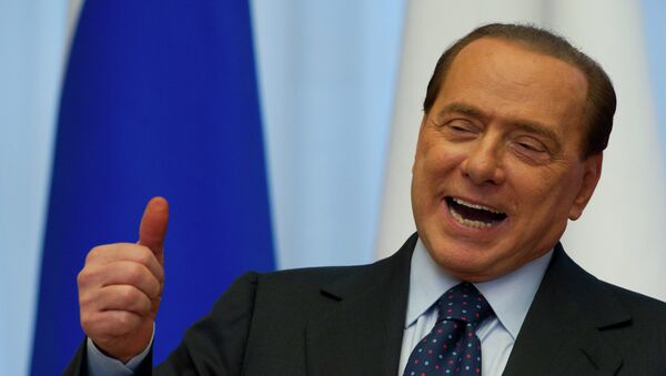 Silvio Berlusconi sta per vendere Milan.Cinquecento milioni di euro per il 51% della squdra.  Questa e` l'offerta del broker thailandese Bee Teacheubol, - اسپوتنیک ایران  
