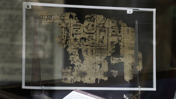 یادداشت های نوشته روی پاپیروس در موزه قاهره - اسپوتنیک ایران  