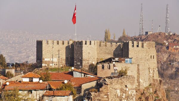 Вид на крепость Анкары с турецким флагом - اسپوتنیک ایران  