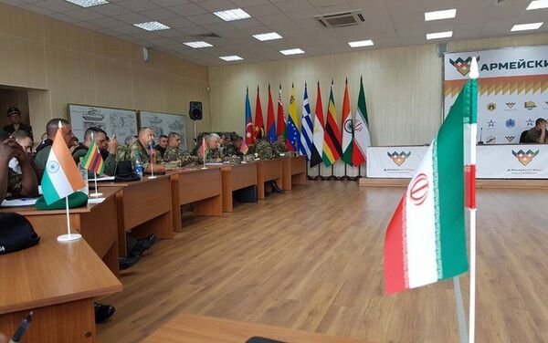 مراسم قرعه کشی مسابقات نظامی 2016 روسیه با حضور سرپرستان تیم های اعزامی - اسپوتنیک ایران  