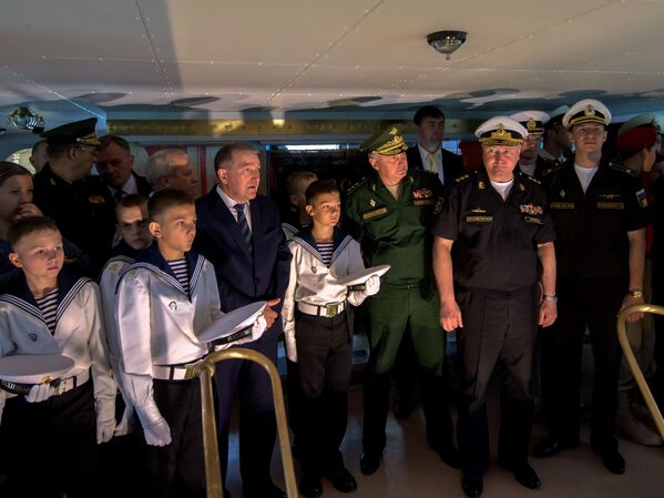 مراسم آغاز کار کشتی « آورورا» در سنت پطربورگ  پس از پایان کارهای ترمیم - اسپوتنیک ایران  