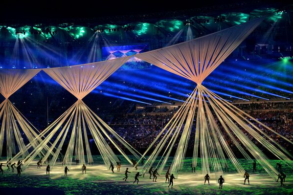 مراسم افتتاحیه 31-مین بازی های المپیک در استادیوم « ماراکانا» در ریو د ژانیرو - اسپوتنیک ایران  