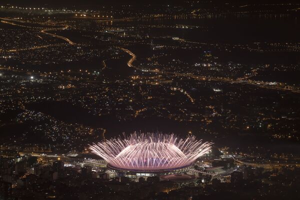 مراسم افتتاحیه 31-مین بازی های المپیک در استادیوم « ماراکانا» در ریو د ژانیرو - اسپوتنیک ایران  