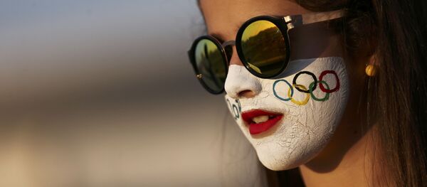 طرح درخواست حضور زنان ایرانی در استادیوم ها توسط یک تماشاچی ایرانی المپیک -2016 - اسپوتنیک ایران  