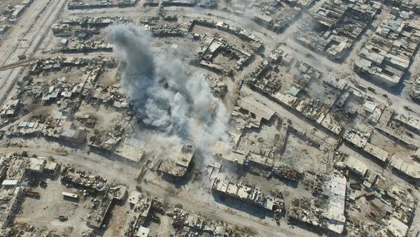 Нанесение авиаударов по террористам в квартале Рамусе на юго-западе Алеппо - اسپوتنیک ایران  