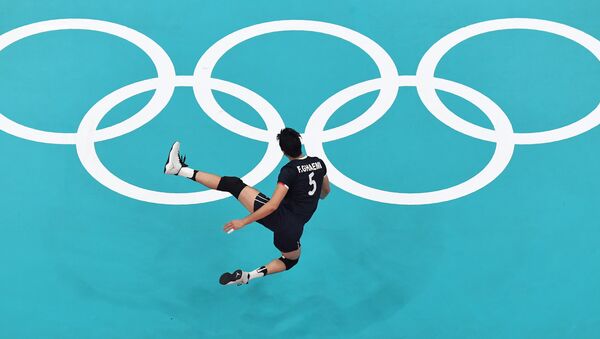 Волейболист сборной Ирана Фархад Гаеми во время матча между сборными Ирана и Польши на Олимпийских играх-2016 в Рио-де-Жанейро - اسپوتنیک ایران  