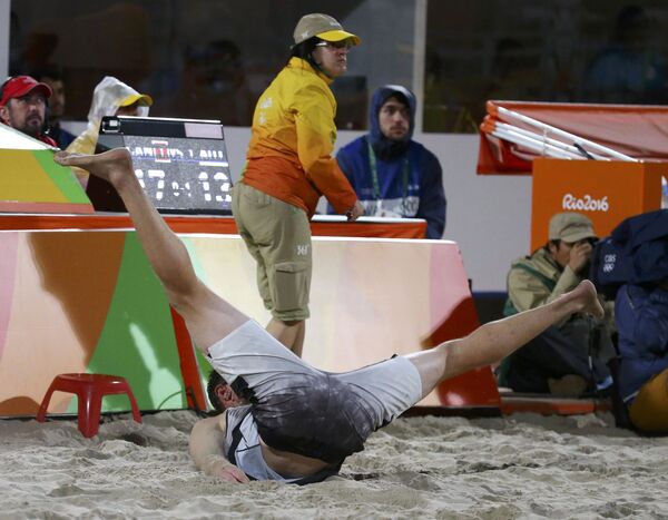 جوش بیناستاک والیبالیست کانادا در مسابقات والیبال ساحلی در ریو د ژانیرو - اسپوتنیک ایران  