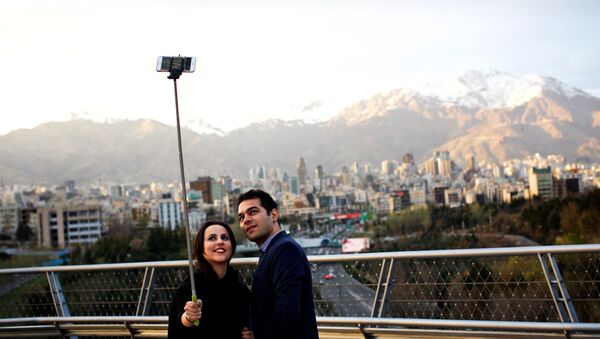 خیابانی در تهران که سلفی گیرها مشتاق آن هستند(عکس) - اسپوتنیک ایران  