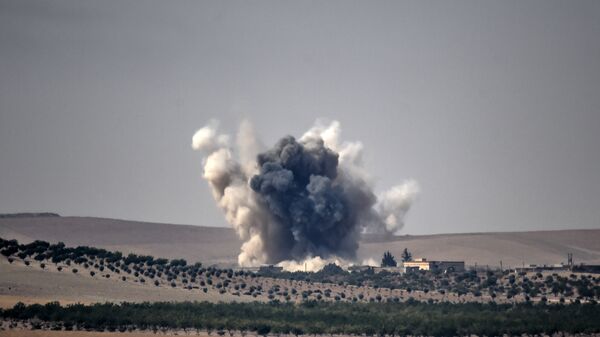 استفاده داعش از بمب های حاوی کلر در عراق - اسپوتنیک ایران  