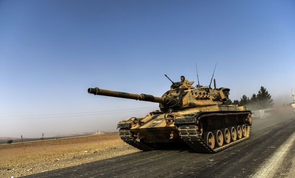 نظامیان و تانک ارتش ترکیه در مرز با سوریه - اسپوتنیک ایران  