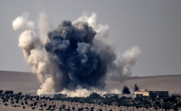 ضربات هوایی ترکیه به شهر جرابلس سوریه - اسپوتنیک ایران  