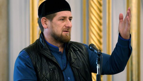Глава Чеченской Республики Рамзан Кадыров в центральной мечети имени Ахмата - اسپوتنیک ایران  