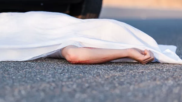 جزییات حادثه واژگون شدن اتوبوس دانش اموزان هرمزگانی - اسپوتنیک ایران  