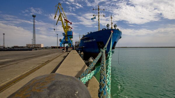 ایجاد خط منظم کشتیرانی بین بنادر ایران، روسیه، قزاقستان و ترکمنستان - اسپوتنیک ایران  