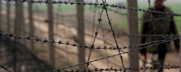 اعزام 8000 ننیروی نظامی هندی به منطقه کشمیر اعزام 8000 ننیروی نظامی هندی به منطقه کشمیر - اسپوتنیک ایران