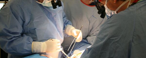 Hindustan Timesمی گوید ایمان احمد عبدوالتی زن مصری که تقریبا 500 کیلوگرم وزن دارد و به عنوان سنگین ترین زن جهان شناخته شده روز شنبه برای درمان به بمبئی هند می رود. Hindustan Timesمی گوید ایمان احمد عبدوالتی زن مصری که تقریبا 500 کیلوگرم وزن دارد و به عنوان سنگین ترین زن جهان شناخته شده روز شنبه برای درمان به بمبئی هند می رود. - اسپوتنیک ایران