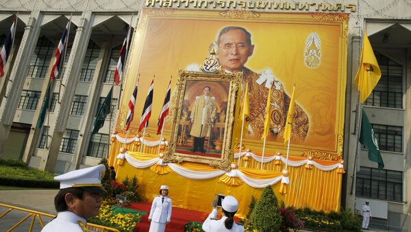 Празднование дня рождения короля Таиланда Пхумипона Адульядета - اسپوتنیک ایران  