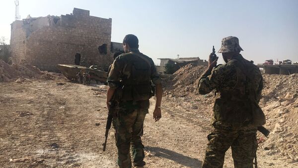 Бойцы сирийской армии готовятся к началу наступления на юге Алеппо - اسپوتنیک ایران  