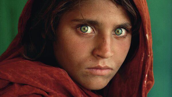 Steve McCurry (B. 1950). Afghan Girl - اسپوتنیک ایران  
