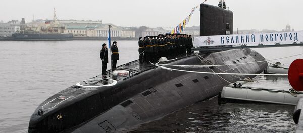 Передача ВМФ РФ дизель-электрической подводной лодки Великий Новгород - اسپوتنیک ایران  