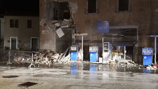Разрушенные здания после землетрясения в итальянской деревне Виссо - اسپوتنیک ایران  