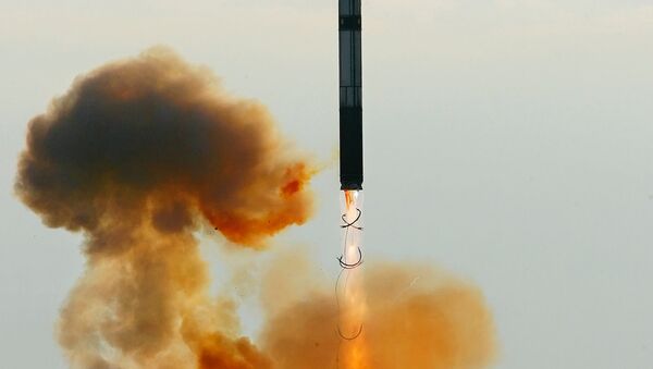 Launching an RS-20 Voyevoda (SS-18 Satan) intercontinental ballistic missile (File) - اسپوتنیک ایران  