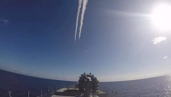 Запуск ракеты во время военной операции в Сирии - اسپوتنیک ایران  