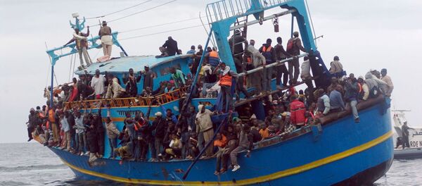 پناهجویان غیرقانونی - اسپوتنیک ایران  