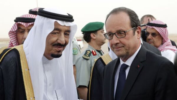 Король Саудовской Аравии Салман ибн Абдель Азиз Аль Сауд и президент Франции Франсуа Олланд - اسپوتنیک ایران  