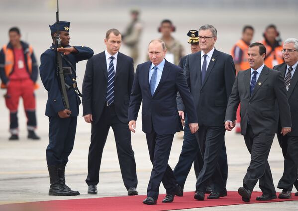 ولادیمیر پوتین، رئیس جمهور روسیه در اجلاس بین المللی آسیا – اقیانوسیه  در لیما پایتخت پرو - اسپوتنیک ایران  