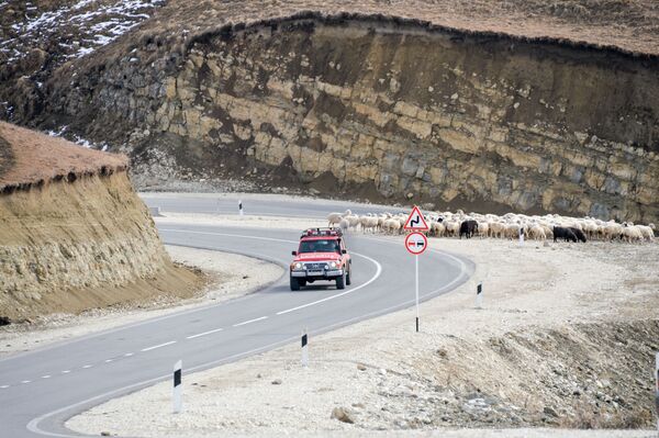 جاده کوهستانی در « ودنو-بوتلیخ-کازینیام» جمهوری چچن - اسپوتنیک ایران  